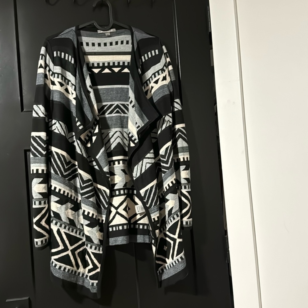 Smartwool Camp House Wrap Cardigan with Grey White Black Geometric Patterns